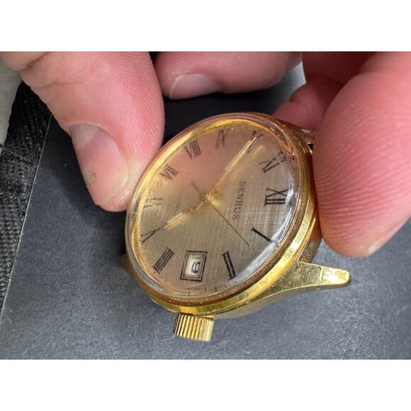 Vintage BENRUS Men\'s Date Watch 17 Jewels Gold Tone Silver Dial 30mm No Band main image 5